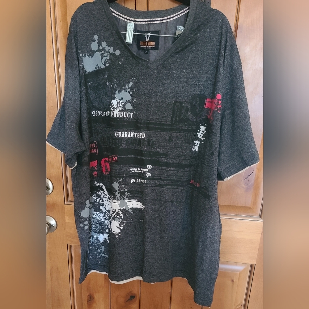 New no tag grey men's 2 xl t shirt with shoulder button details